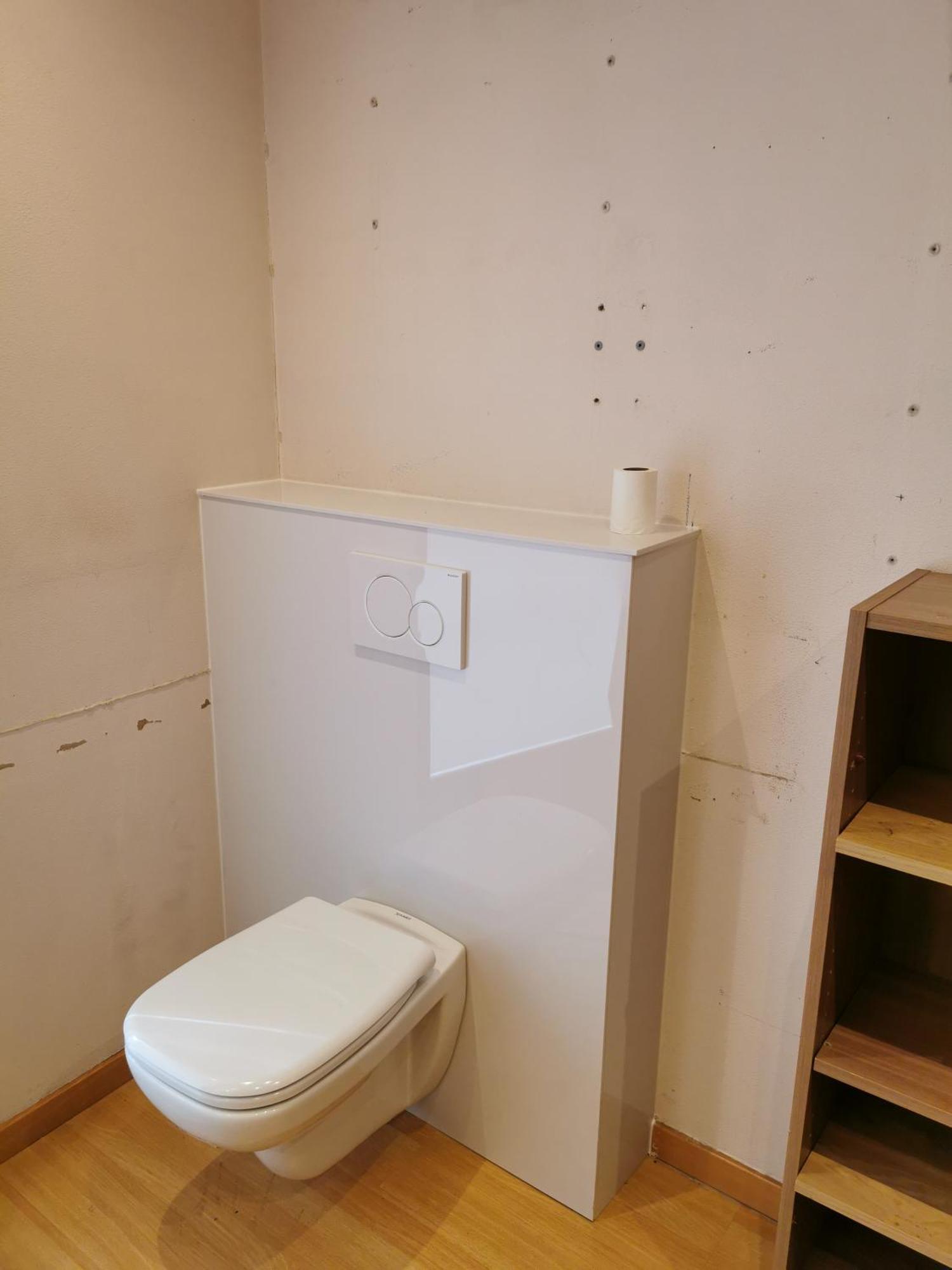 Backpackers Gelijkvloers-studio-slaapkamer-eetkamer-keuken 1 Ruimte-badkamer En-suite * Oostende